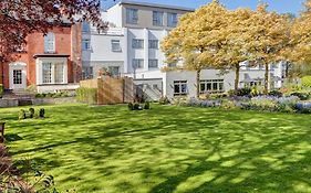 Best Western Plus Pinewood Manchester Airport-Wilmslow Hotel